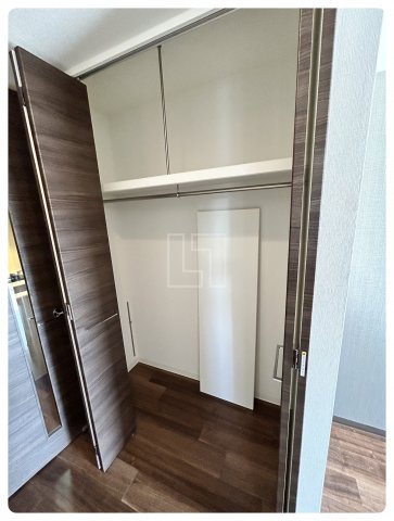 収納　コンフォリア京町堀　クローゼット