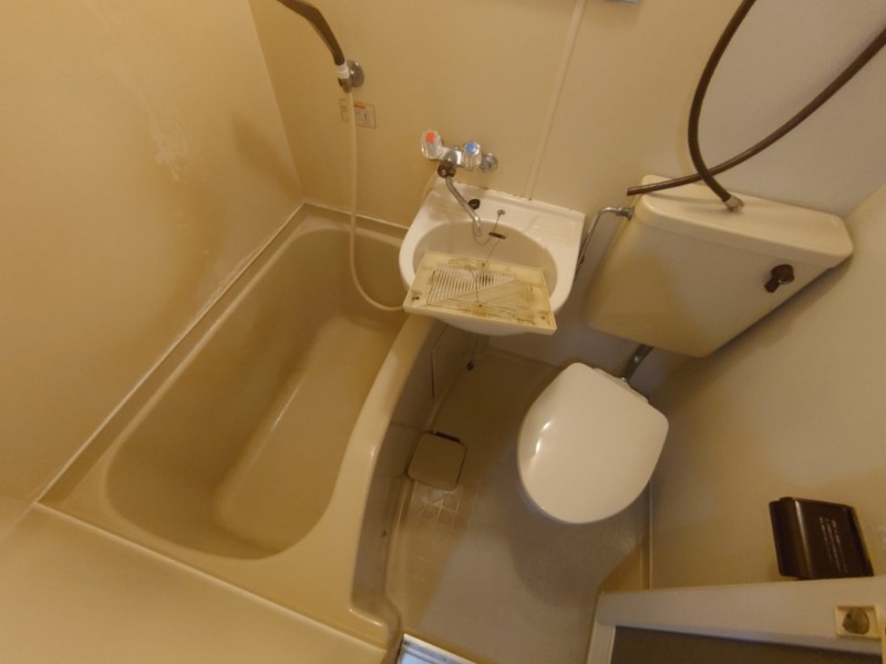 バス・シャワールーム