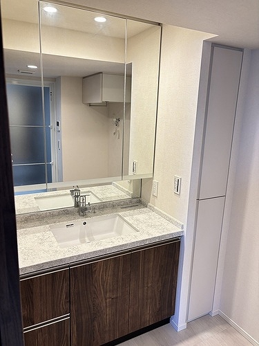 洗面設備　洗面化粧台