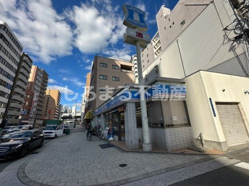 コンビニ　ローソン 和泉町店（コンビニ）まで210m