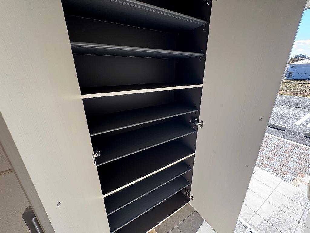 その他設備　シューズボックス