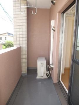 　バルコニー　ベランダ