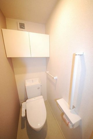 トイレ　【ＲＥＩＷＡ　III】シンプルで使いやすいトイレです
