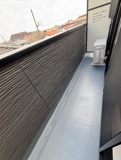 バルコニー　※同一シリーズ写真