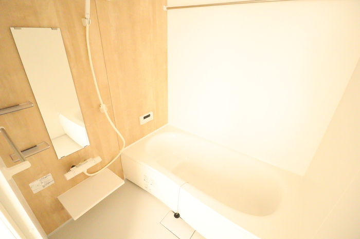 バス・シャワールーム　追い焚き＆浴室乾燥付き☆