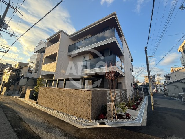 建物外観　レクタス　外観