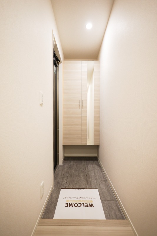 玄関　図面と現状に相違がある場合には現状を優先