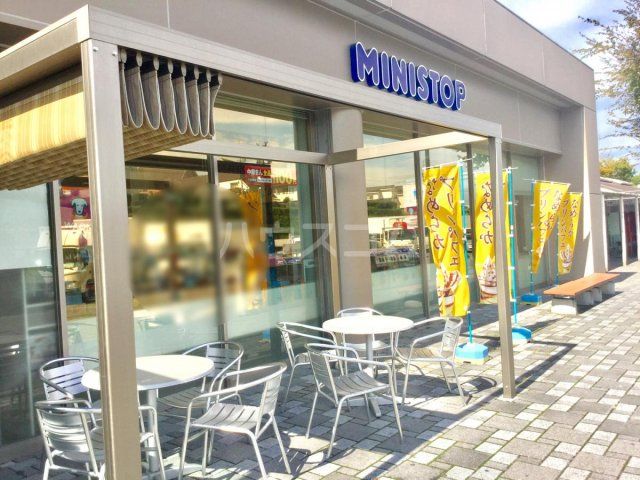 コンビニ　ミニストップ 日本平PA 下り（コンビニ）まで666m