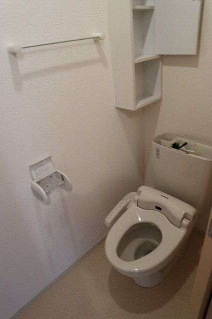 トイレ　トイレもきれいです