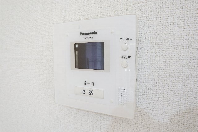 セキュリティ　ＴＶドアホン付きで安心感がございます