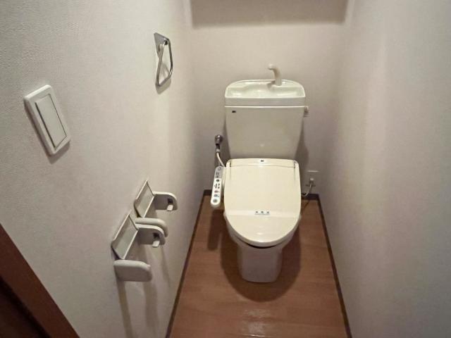 トイレ　シャワー付トイレ
