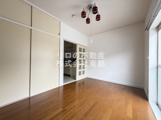 その他部屋・スペース　窓から暖かな日差しが入ります♪
