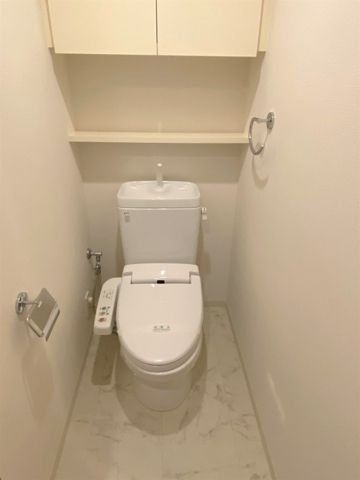 トイレ　お部屋探しは株式会社　タウンハウジング　までお気軽にお問合…