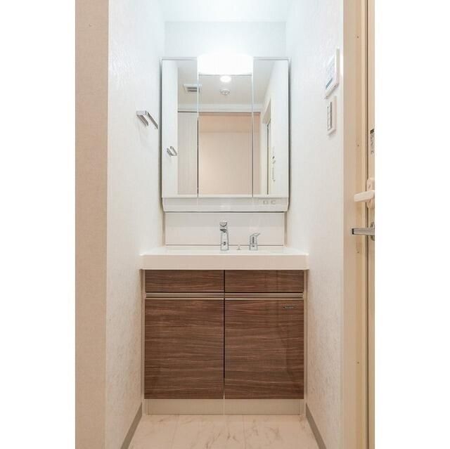 洗面設備　洗面所です