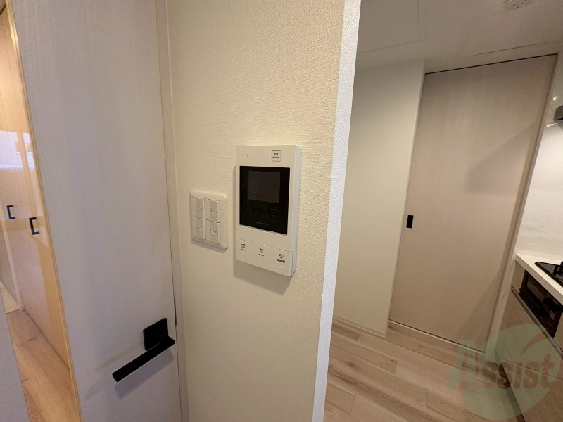 セキュリティ　ＴＶモニター付インターホンです。来客者の顔が見えるので安心！