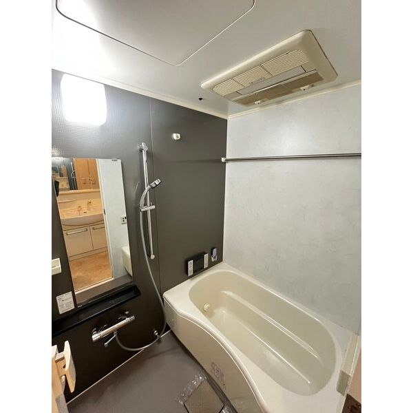 バス・シャワールーム　Krehl難波南　浴室換気乾燥暖房機付バスルーム