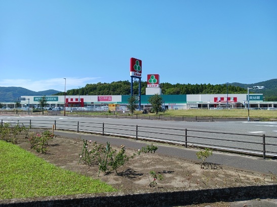 ホームセンター　ニシムタ鹿屋店（ホームセンター）まで1250m