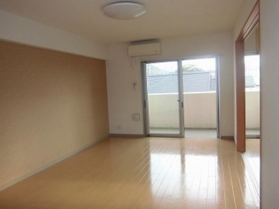 居室・リビング　他号室のお写真です