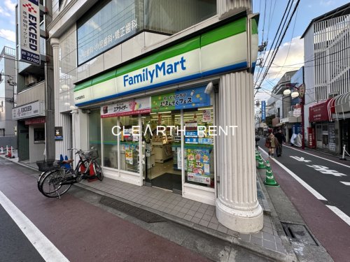 コンビニ　ファミリーマート 大田梅屋敷店（コンビニ）まで496m