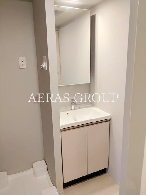 洗面設備　同仕様