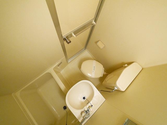 バス・シャワールーム　日々の疲れを癒すお風呂付です