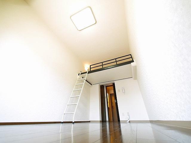 居室・リビング　おしゃれな居間です