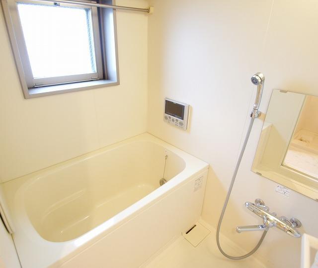 バス・シャワールーム　※写真と異なる場合は現状優先。