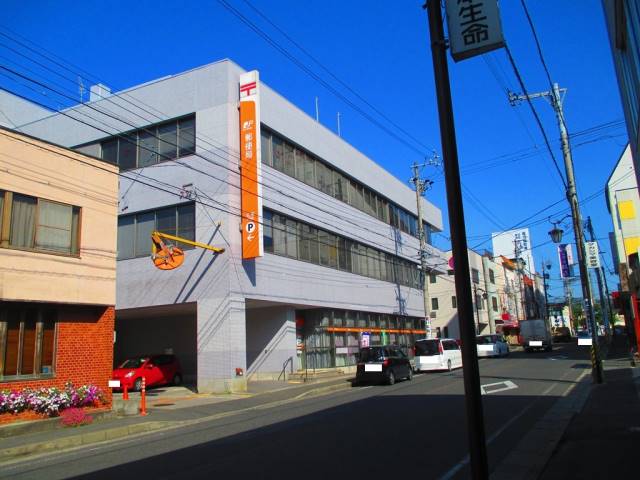 郵便局　名張郵便局（郵便局）まで291m