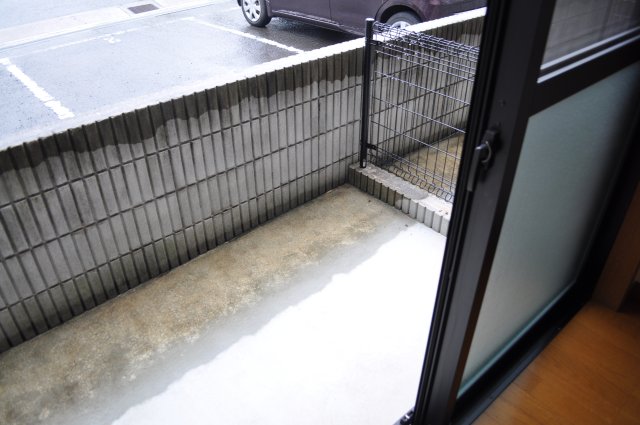 バルコニー　専用庭