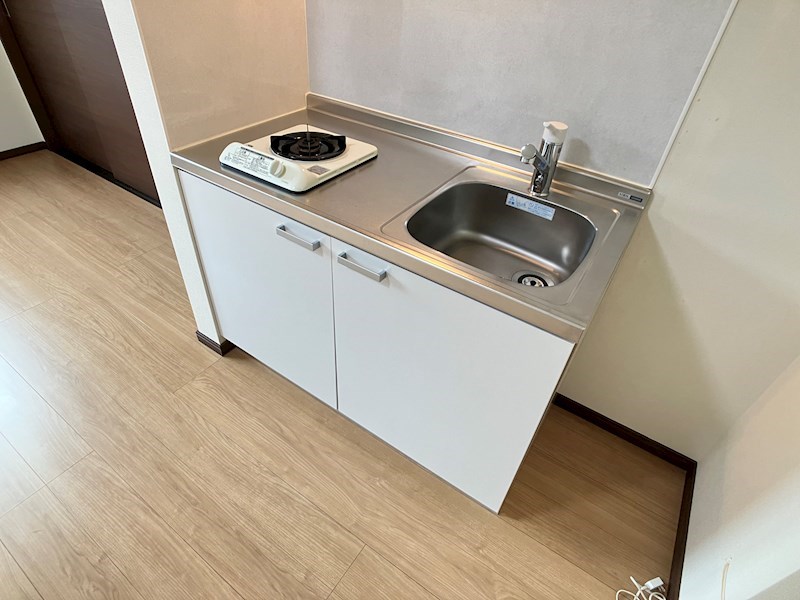 キッチン　203号室参照（間取違い）