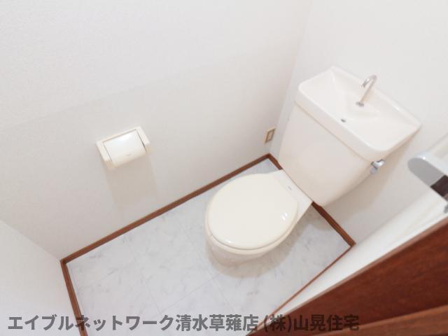 トイレ　シンプルで使いやすいトイレです