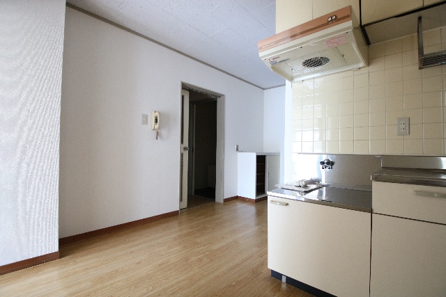 居室・リビング　※別号室参考写真の為現状優先となります