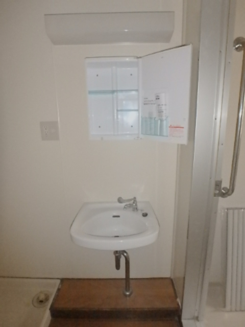 洗面設備　イメージ104号室の写真
