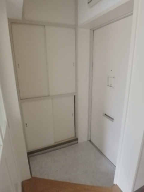 玄関　イメージ103号室の写真