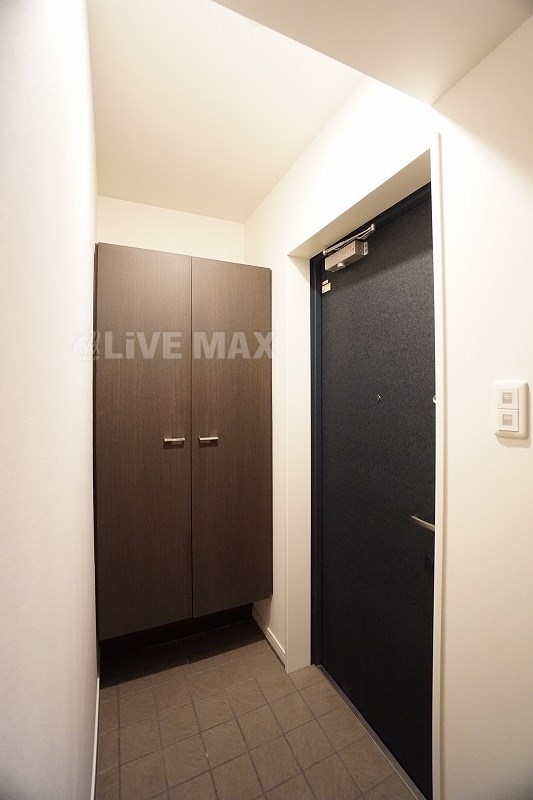 玄関　シューズボックス付き