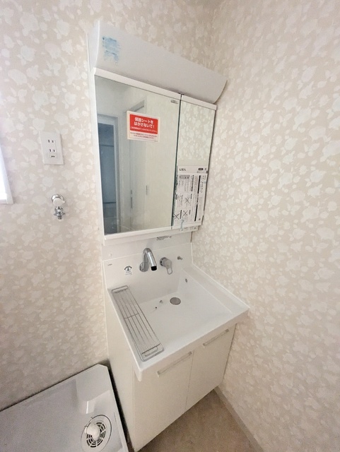 洗面設備　★朝の準備に欠かせない洗面化粧台★