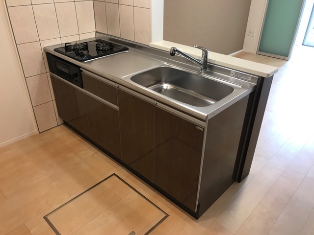 キッチン　（イメージ・現状優先）