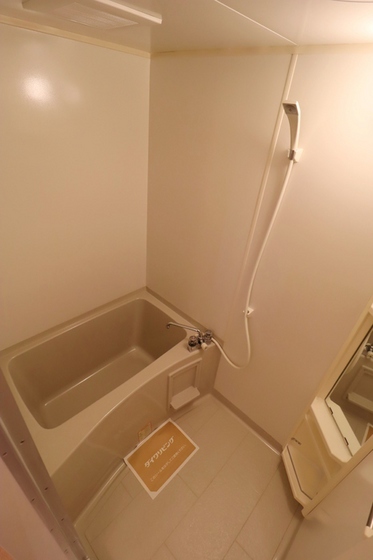 バス・シャワールーム　他号室のお写真です