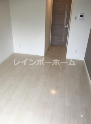 その他部屋・スペース　落ち着いて過ごせるお部屋なので、寝室にいかがでしょうか