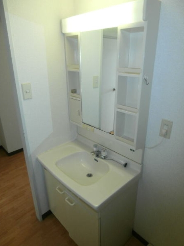 洗面設備　同仕様