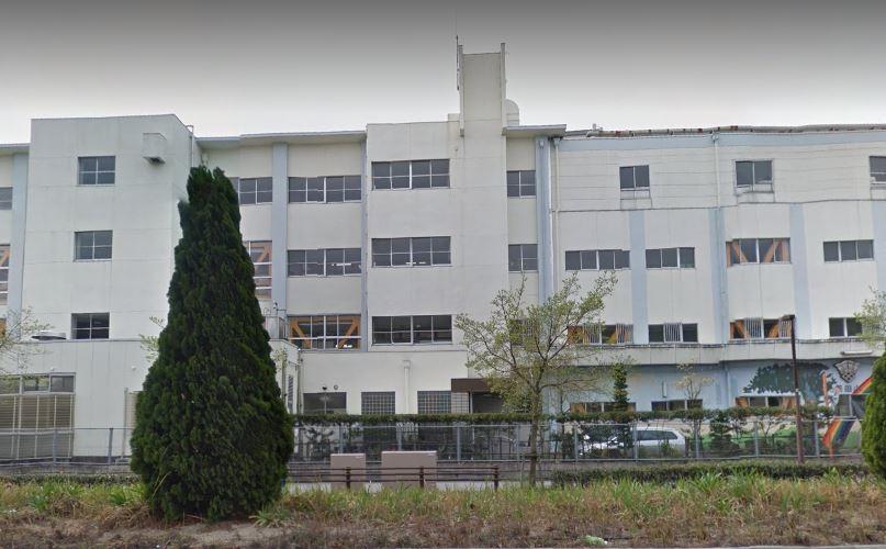 小学校　矢田小学校（小学校）まで731m