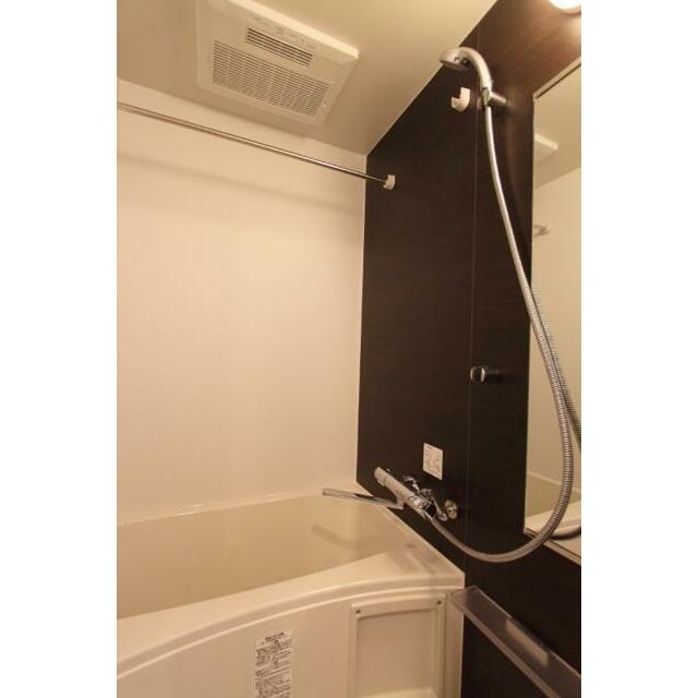 バス・シャワールーム　※同じタイプのお部屋の写真です。