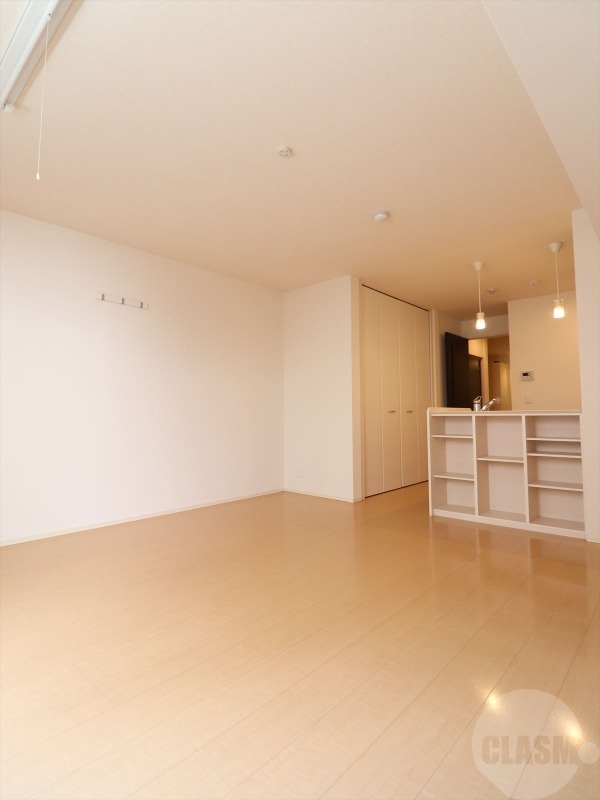 居室・リビング　１１．９帖の広々とした洋室です