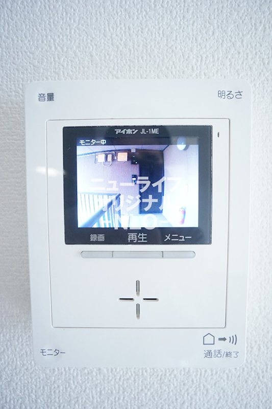 セキュリティ　室内から来訪者を確認できるTVモニターホン付で安心です☆