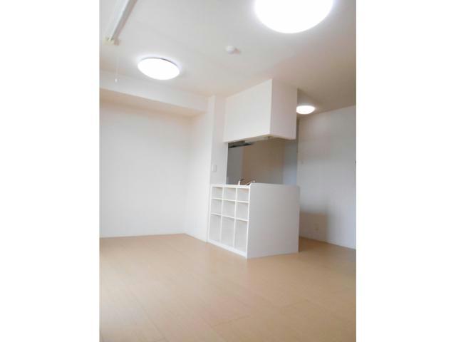 居室・リビング　他号室の写真になります。