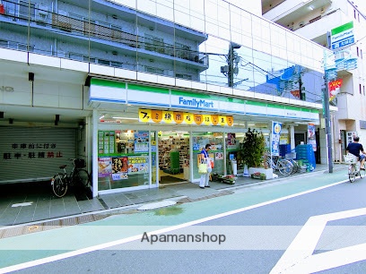 コンビニ　ファミリーマート 旗の台五丁目店（コンビニ）まで129m