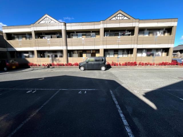 駐車場　外観写真（昼）