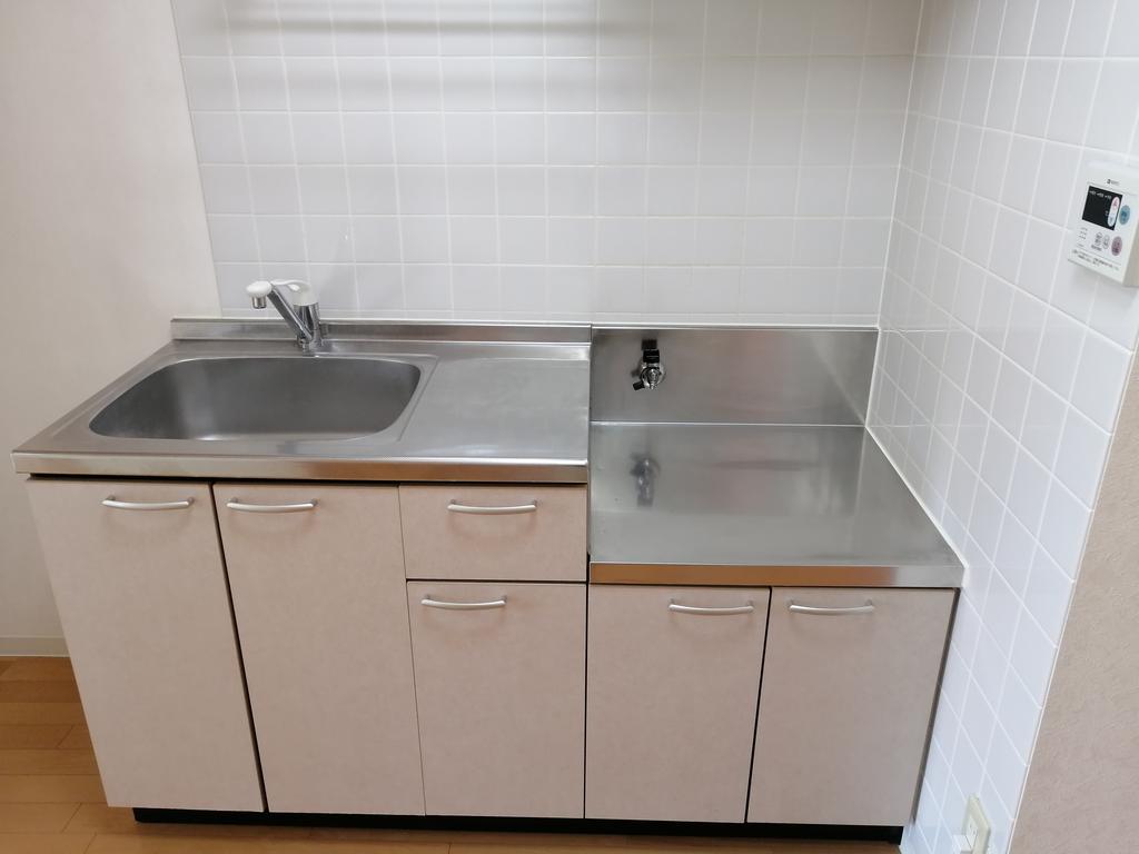 キッチン　調理スペースも充分