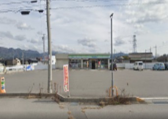 コンビニ　ファミリーマート彦根高宮町店（コンビニ）まで875m