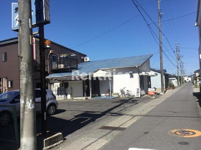 庭　第２喫茶アサ 0.3km